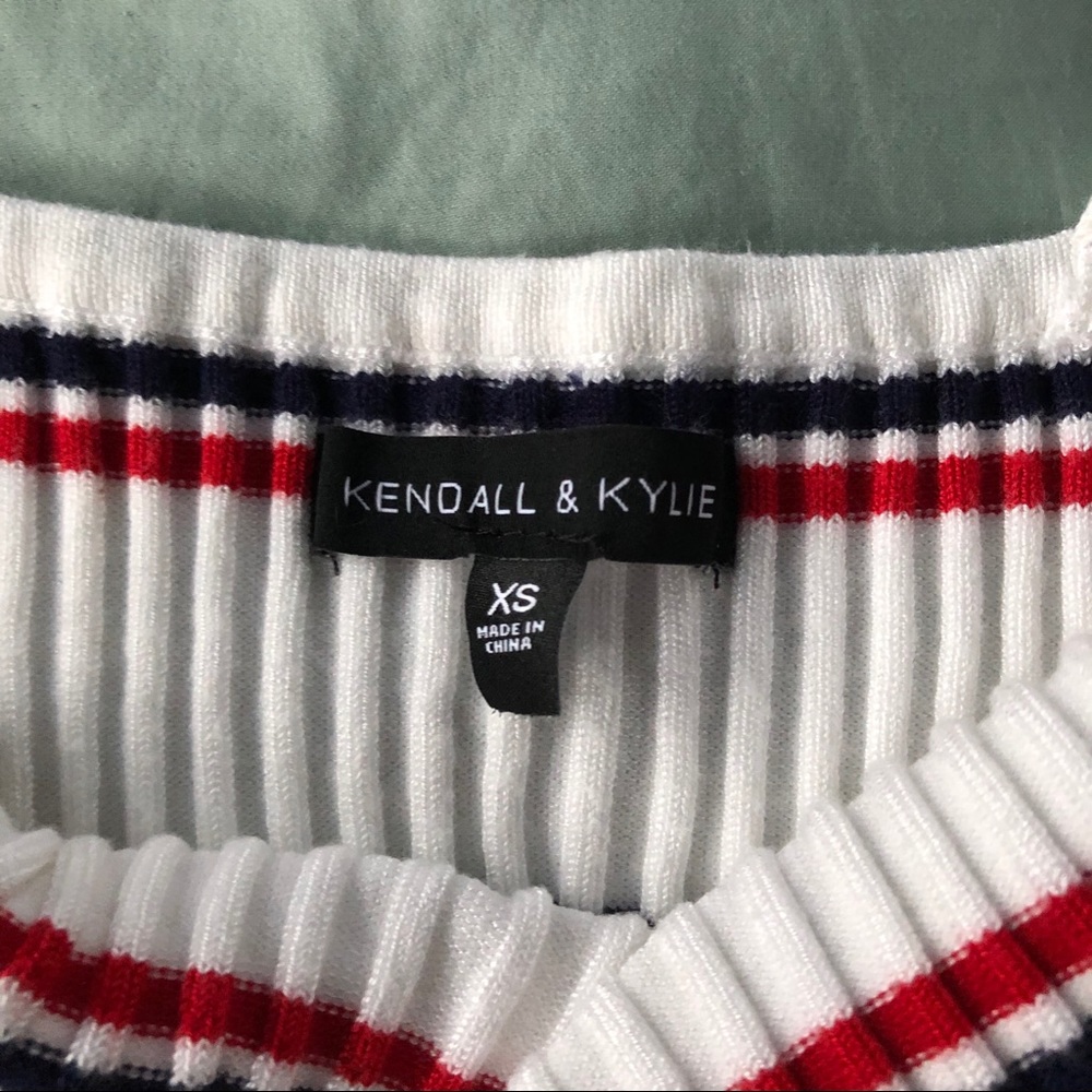 Kendall & Kylie tank - Picture 2 of 2